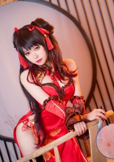 意大利多娜泰拉的经典校长的侄女_BD英语影视在线观看