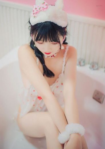 美女在线观看免费视频网站_720电影完整版在线观看